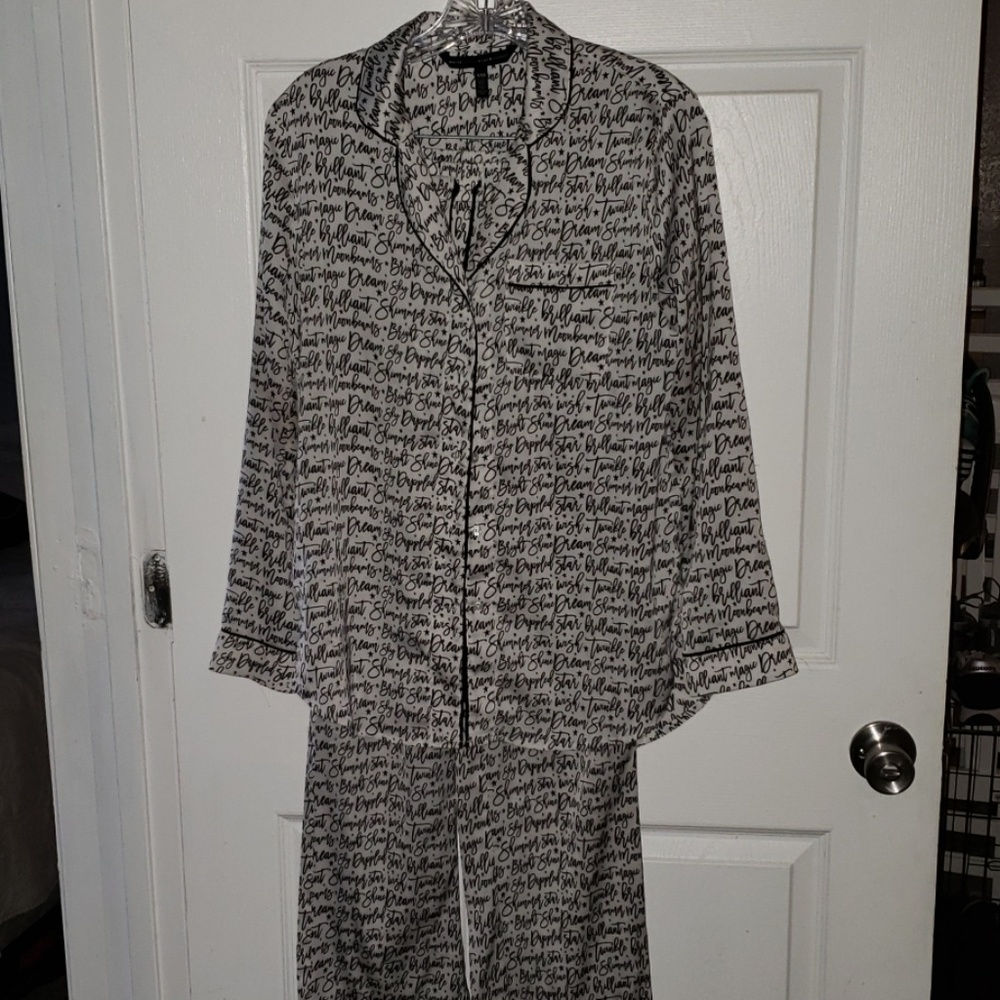 Women's pajamas